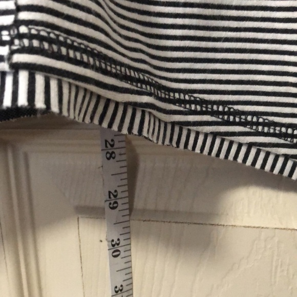 Shark bite stripped top - Picture 9 of 11